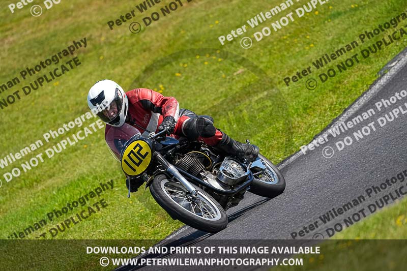 Vintage motorcycle club;eventdigitalimages;mallory park;mallory park trackday photographs;no limits trackdays;peter wileman photography;trackday digital images;trackday photos;vmcc festival 1000 bikes photographs